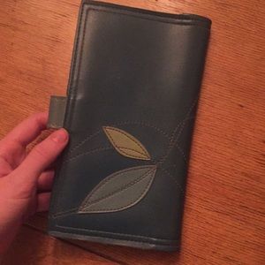 Queen Bee Creations by Rebecca Pearcy Wallet